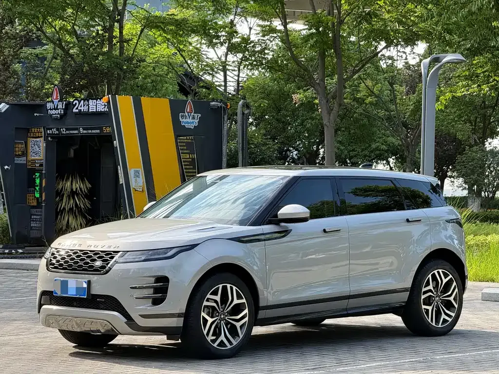 Land Rover Evoque — фото 1