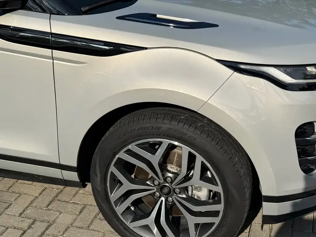 Land Rover Evoque — фото 4