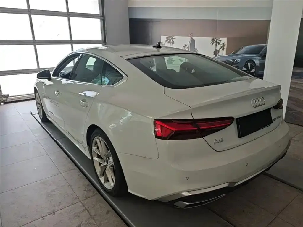 Audi A5 (Import) — фото 4