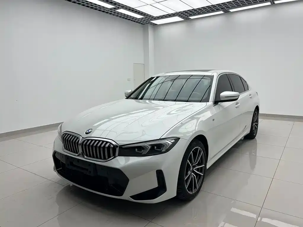 BMW 3 Series — фото 1