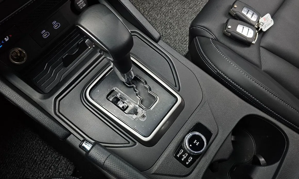 KG Mobility (Ssangyong) Rexton — фото 9