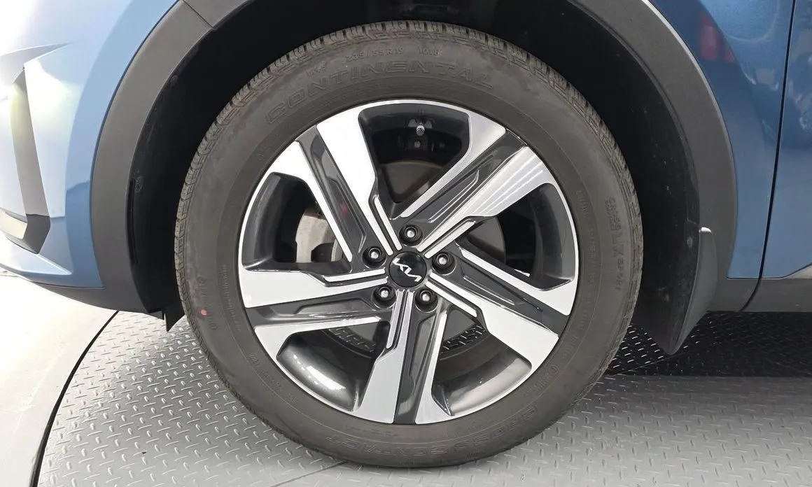 Kia Sorento — фото 4