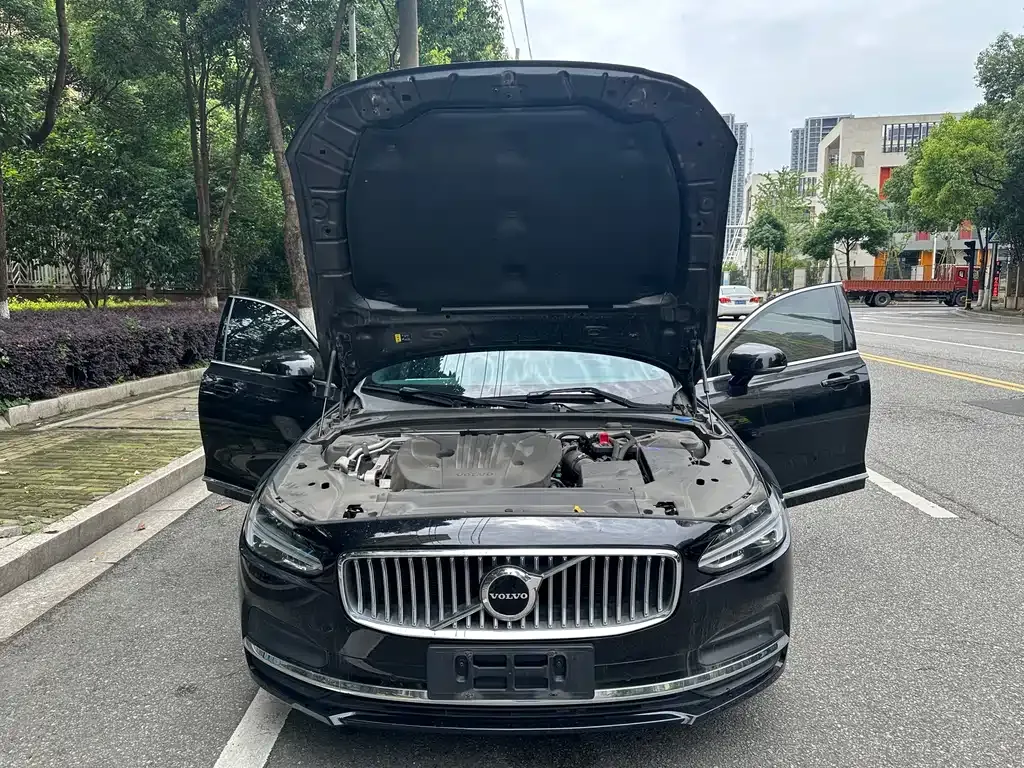 Volvo S90 — фото 4