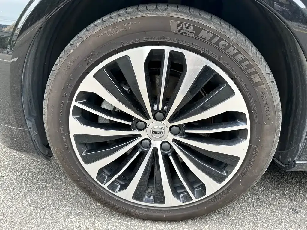 Volvo S90 — фото 5