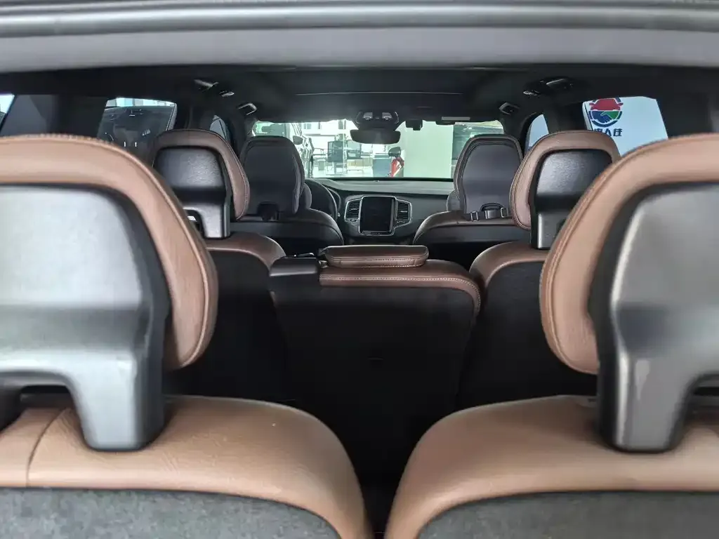 Volvo XC90 2022 из CN, фото 2