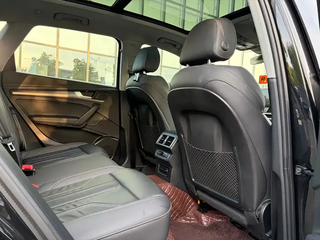 Audi Q5L 2022 из CN, фото 9