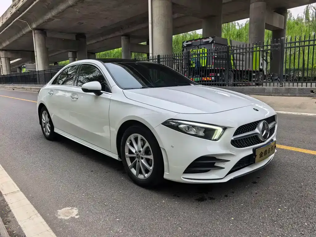 Mercedes-Benz A-Class — фото 4