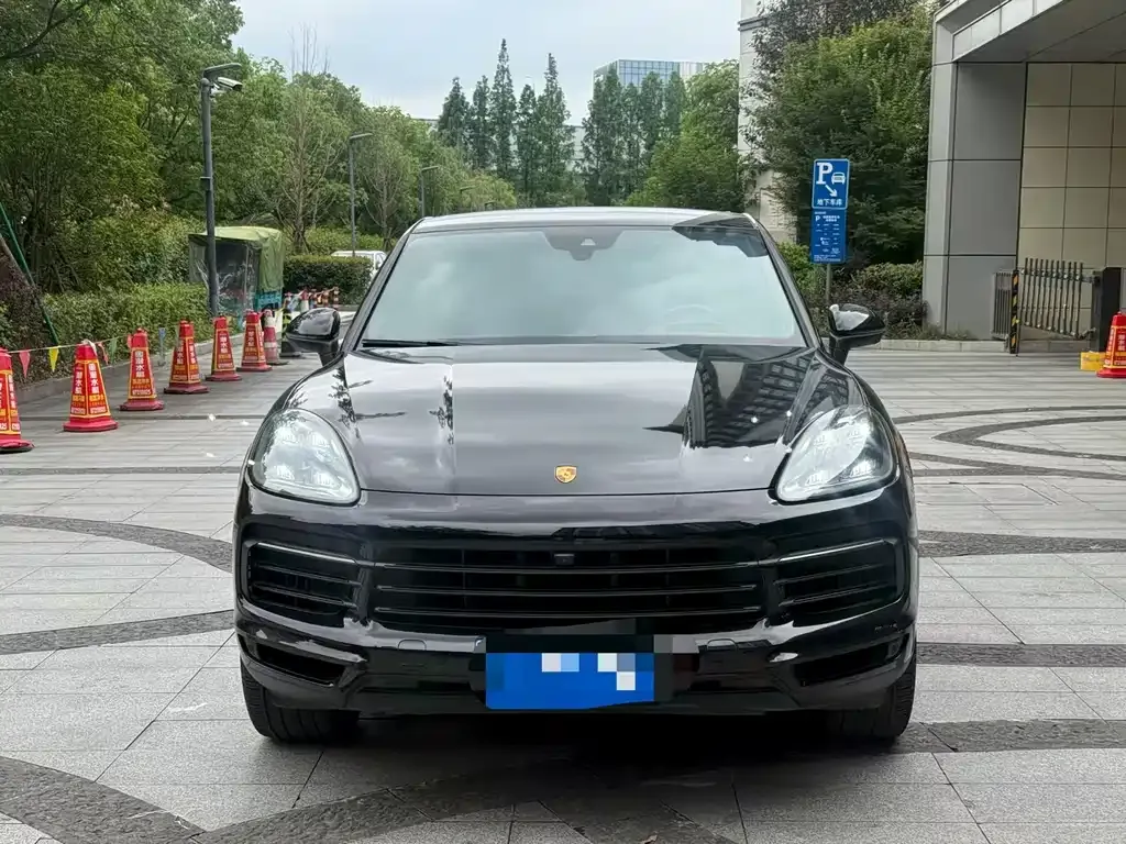Porsche Cayenne — фото 4