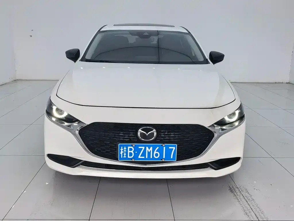 Mazda 3 Axela — фото 5