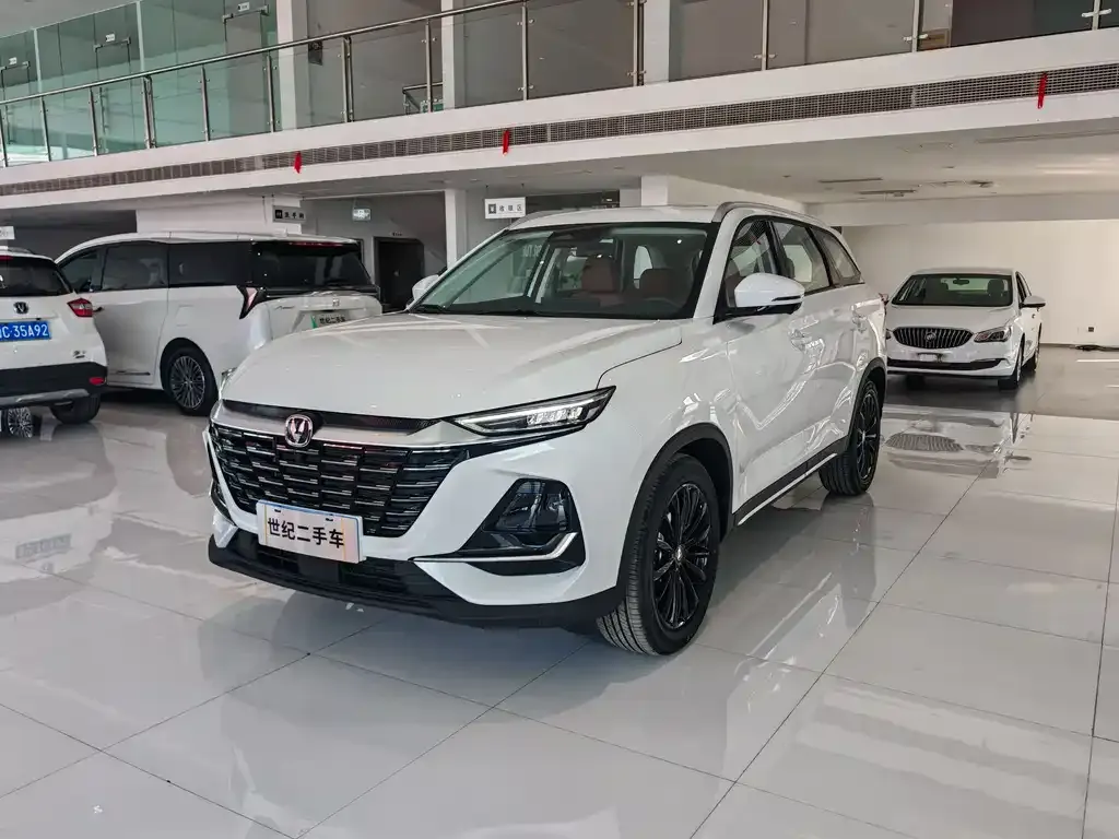 Changan CS75 — фото 1