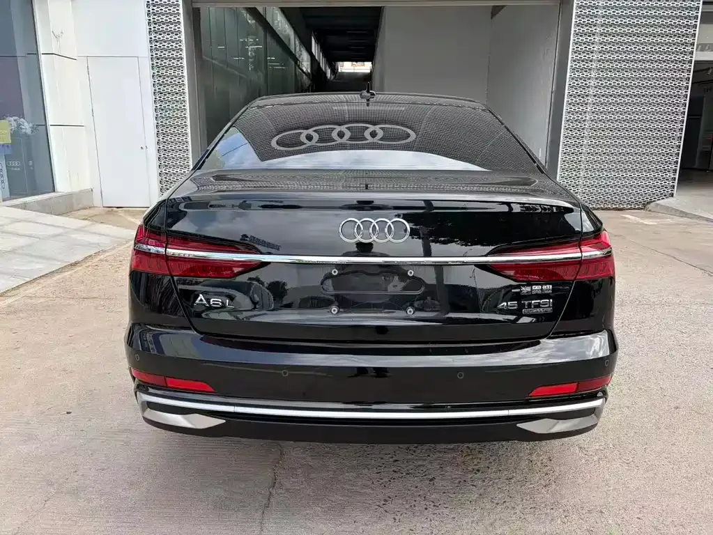 Audi A6L — фото 6