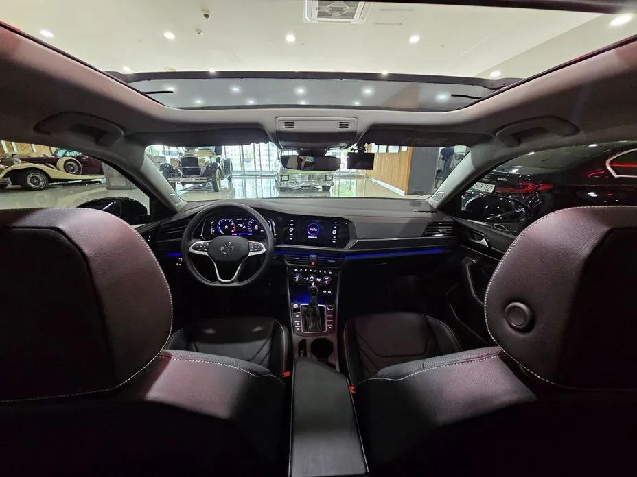 Volkswagen Jetta 2023 из KR, фото 3