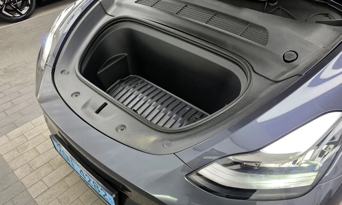Tesla Model Y 2022 из KR, фото 10
