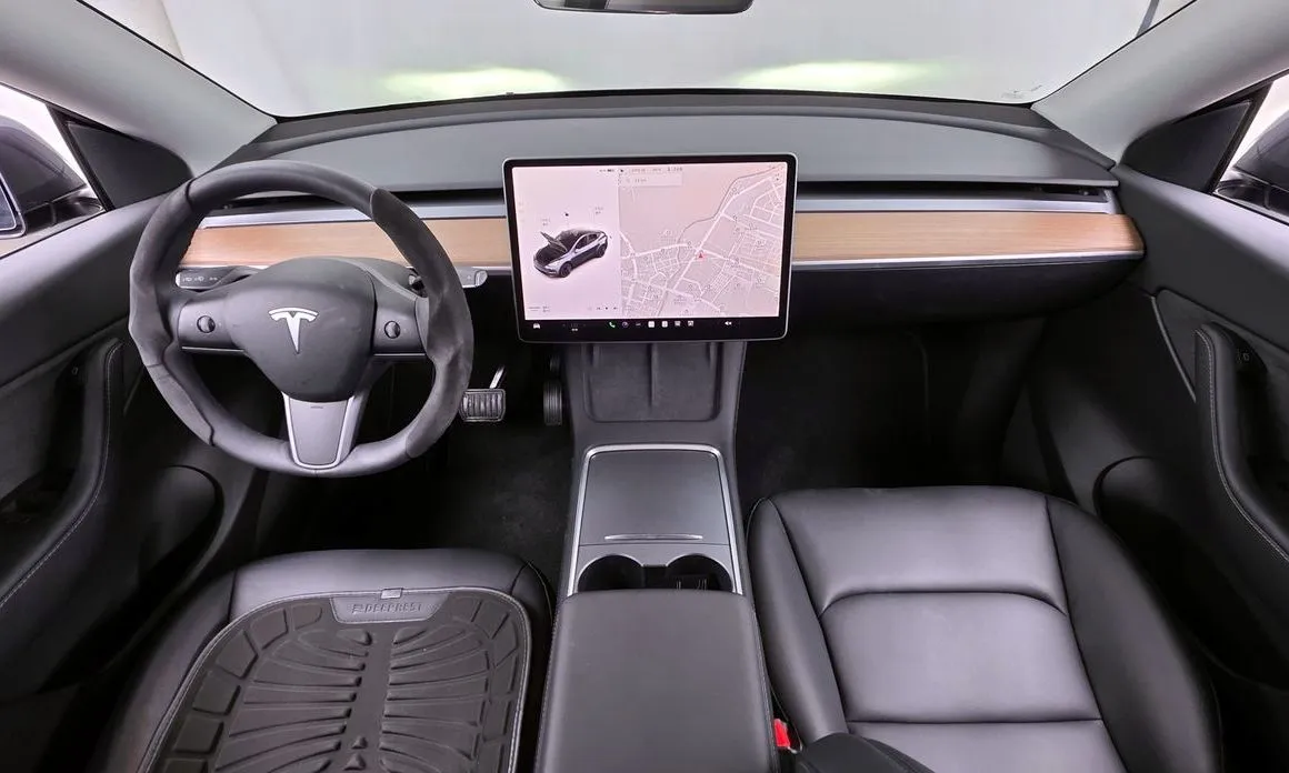 Tesla Model Y 2022 из KR, фото 9
