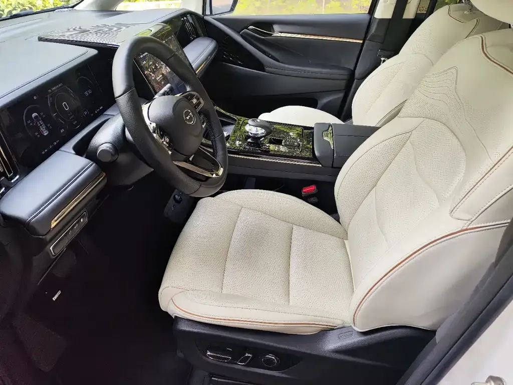 GAC Motor Trumpchi E9 — фото 4