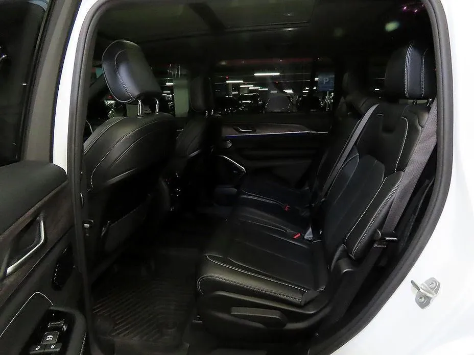 Jeep Cherokee 2022 из KR, фото 7