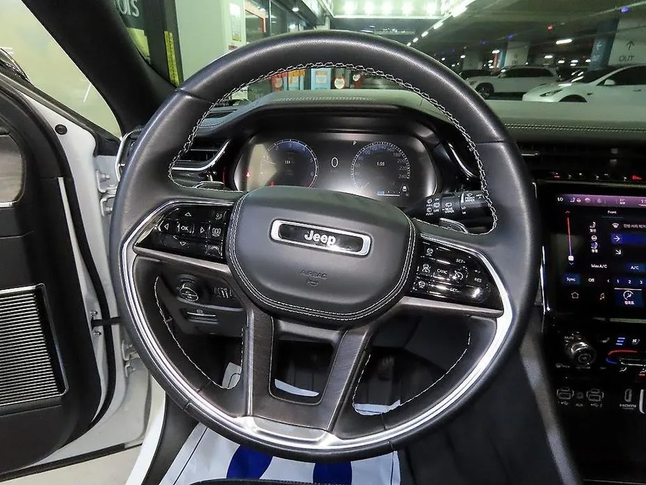 Jeep Cherokee 2022 из KR, фото 10
