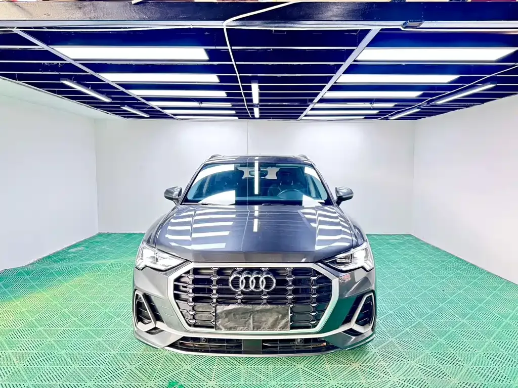 Audi Q3 — фото 8