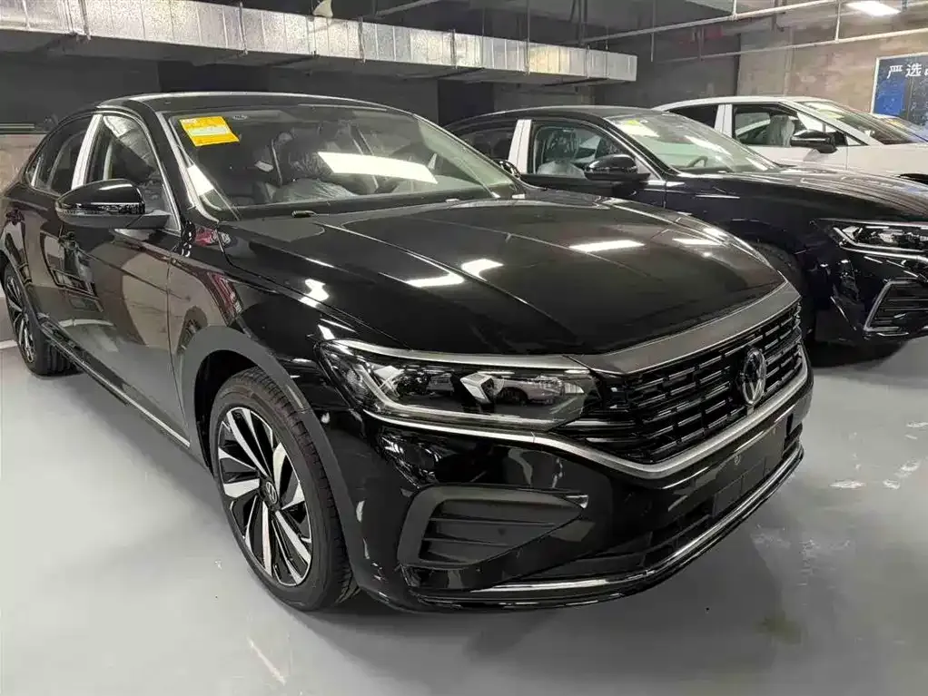 Volkswagen Passat — фото 3