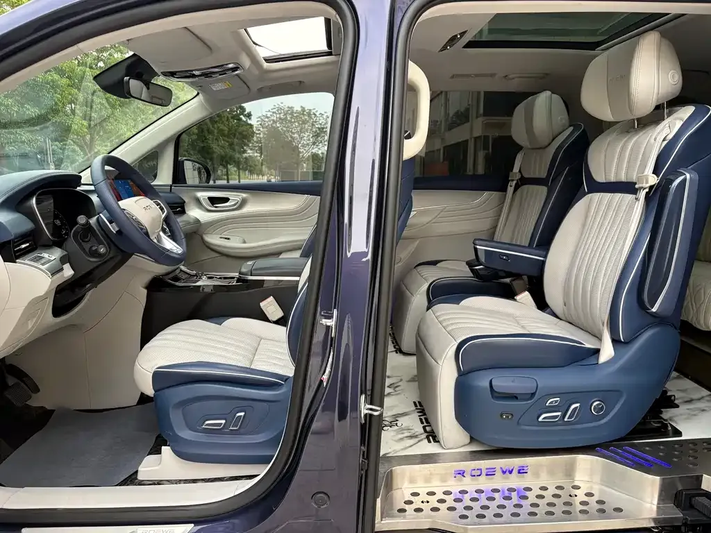 Roewe iMAX8 2021 из CN, фото 7