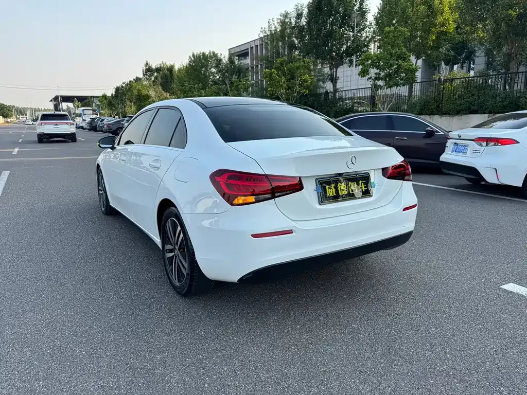 Mercedes-Benz A-Class 2022 из CN, фото 10