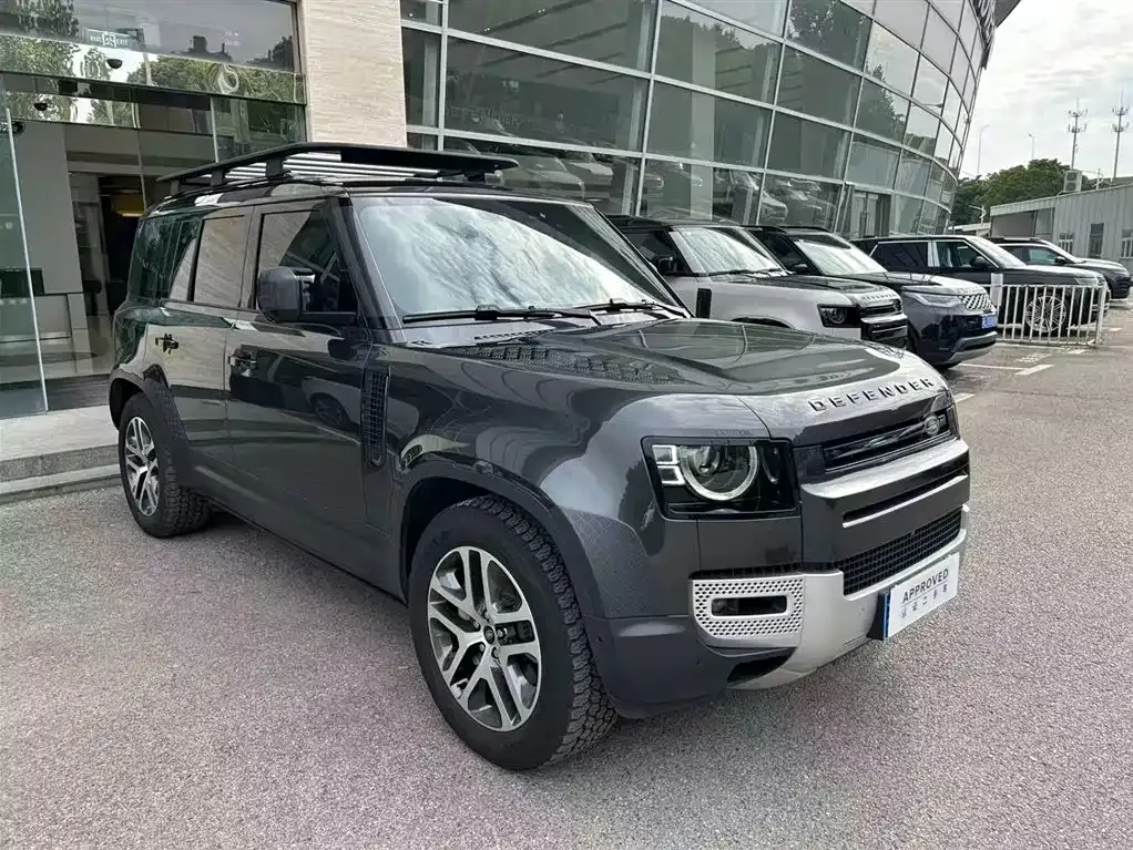 Land Rover Defender — фото 10