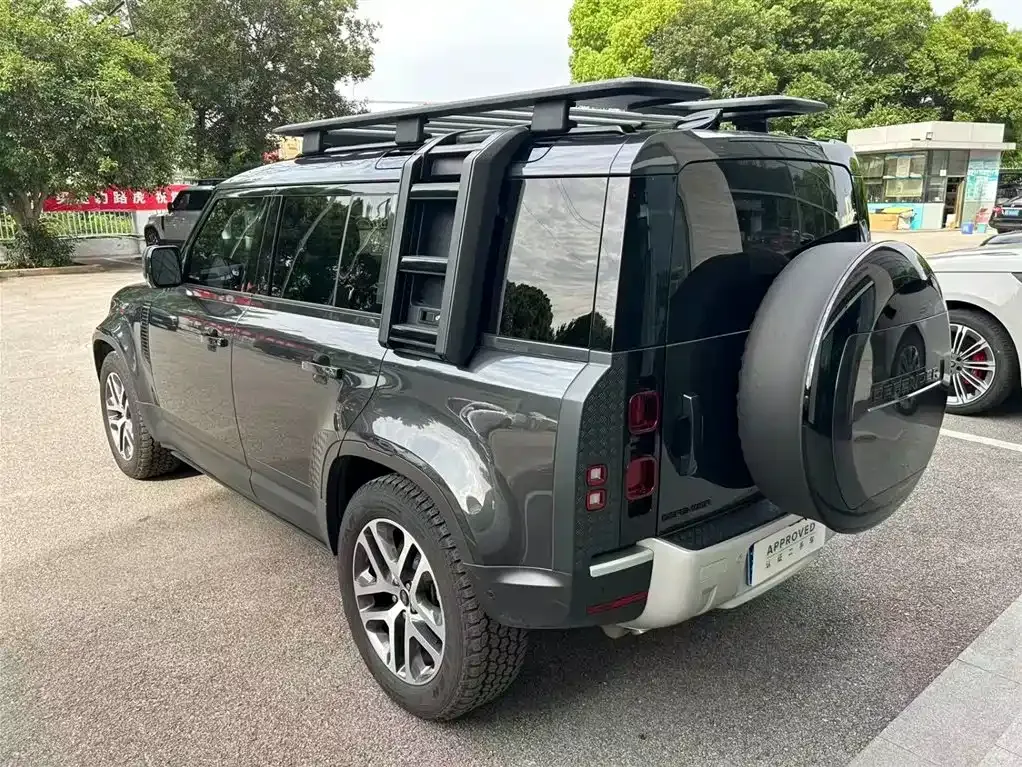 Land Rover Defender — фото 8