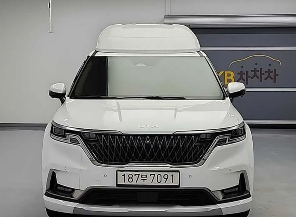 Kia Carnival — фото 1