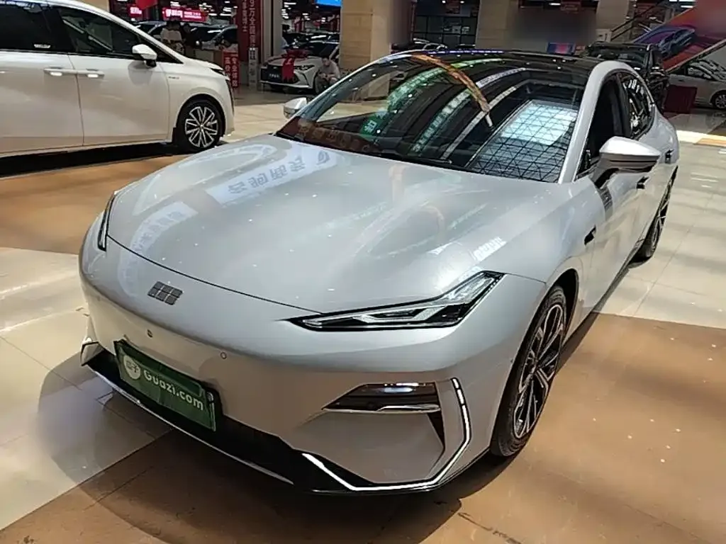 Geely Galaxy E8 2025 из CN, фото 5