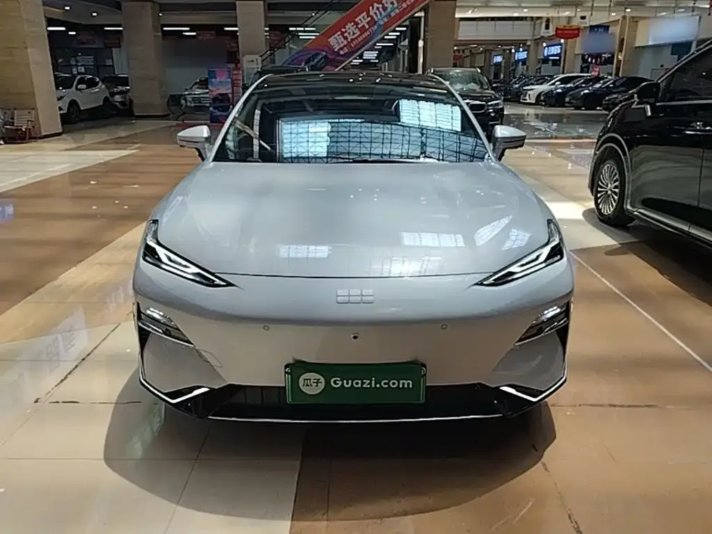Geely Galaxy E8 2025 из CN, фото 3