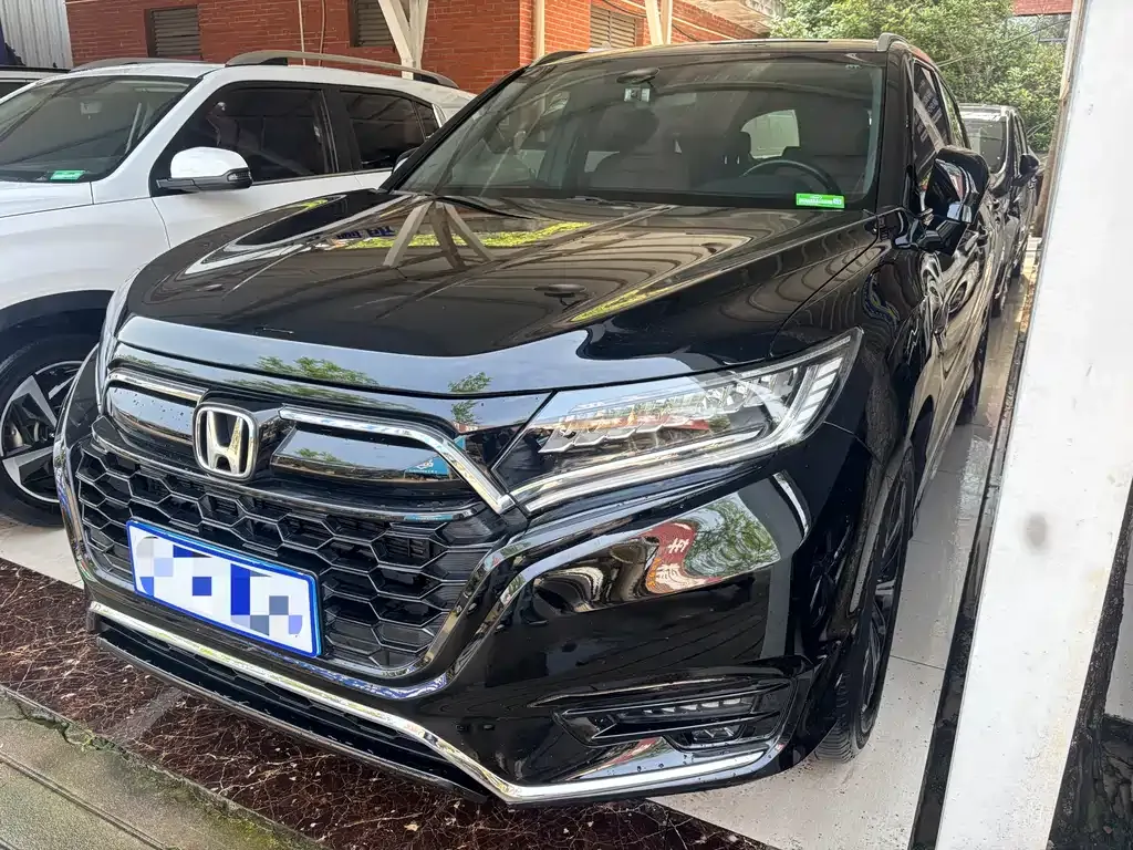 Honda UR-V — фото 1