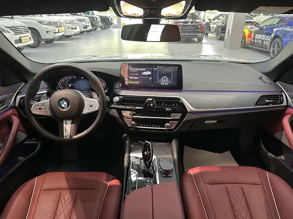BMW 5 Series — фото 9