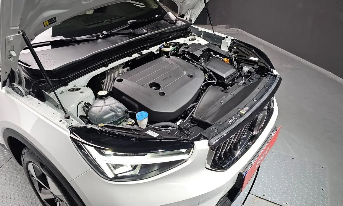 Volvo XC40 2023 из KR, фото 10