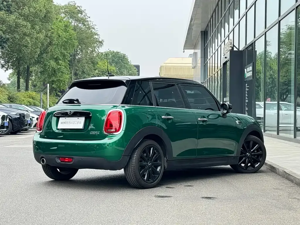 MINI Cooper (3-door) — фото 10
