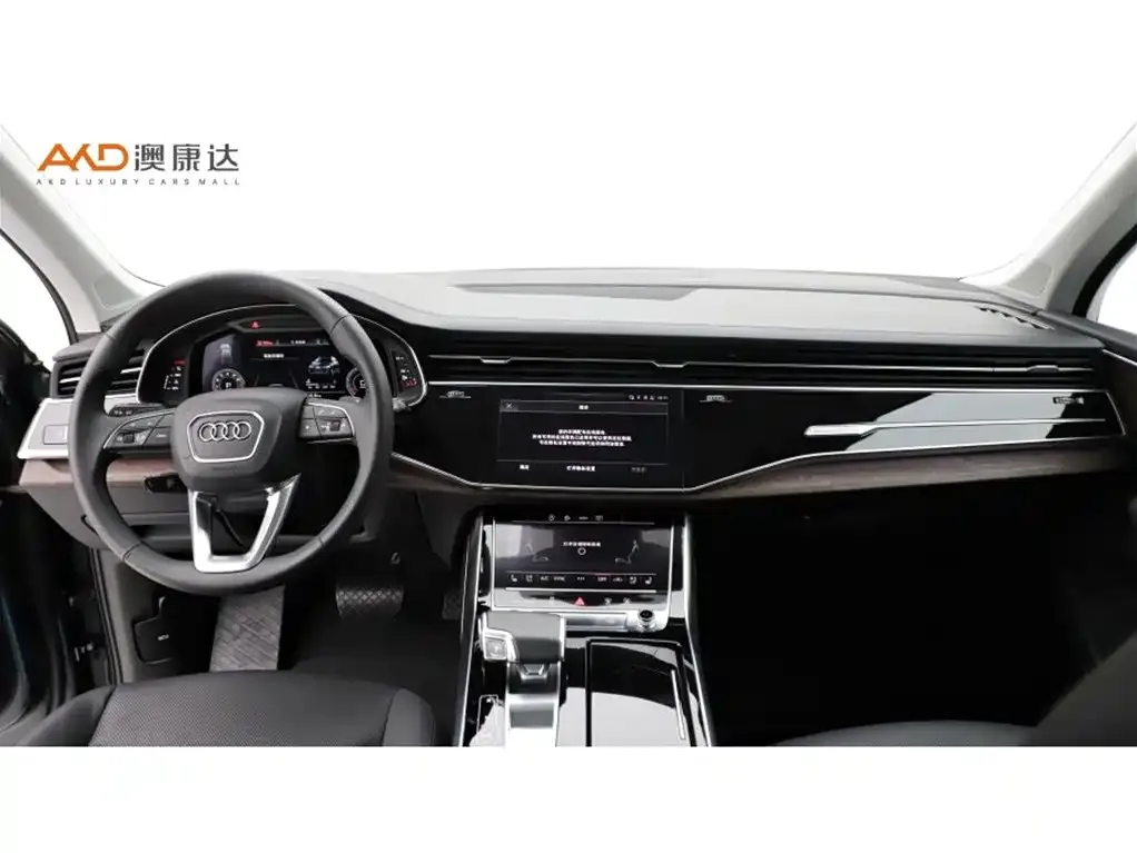 Audi Q7 2021 из CN, фото 4