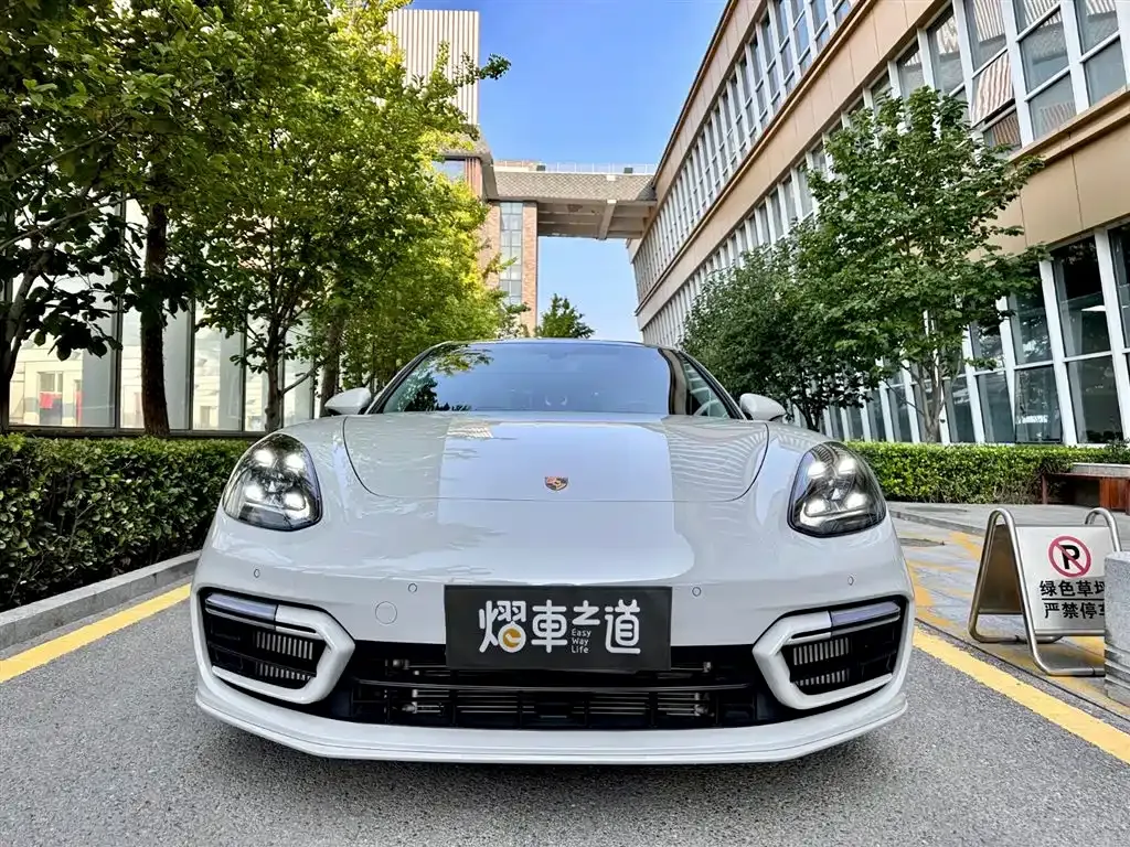 Porsche Panamera — фото 8