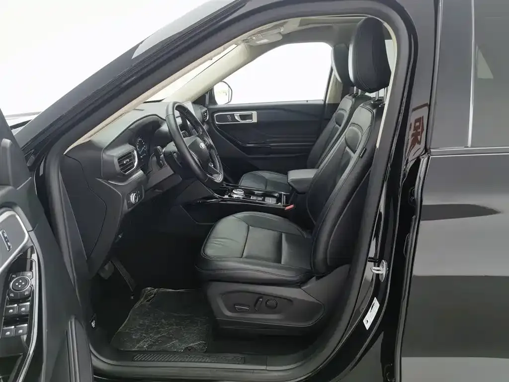 Ford Explorer 2022 из CN, фото 7