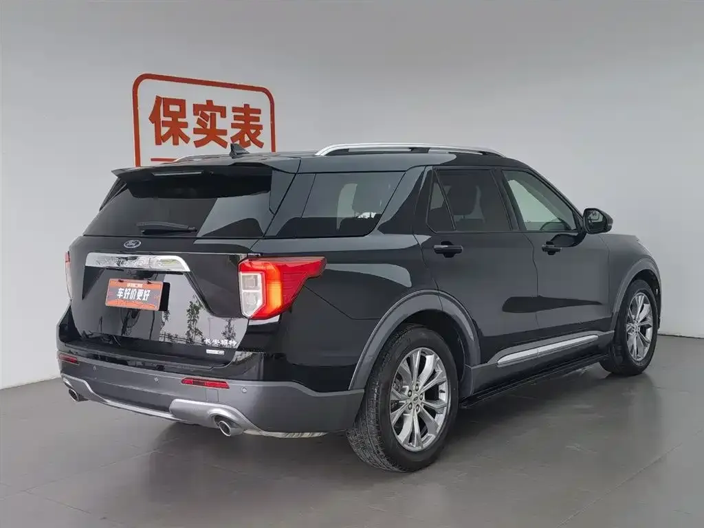 Ford Explorer 2022 из CN, фото 2