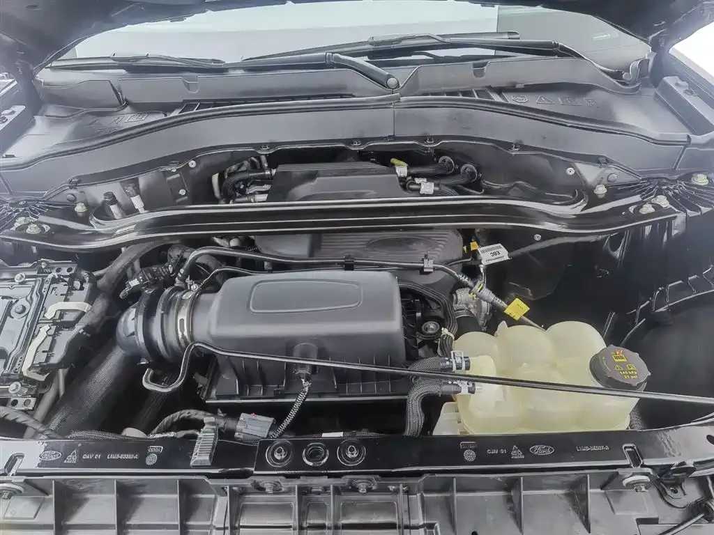 Ford Explorer 2022 из CN, фото 6