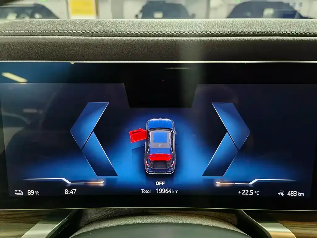 BMW i7 2025 из CN, фото 5