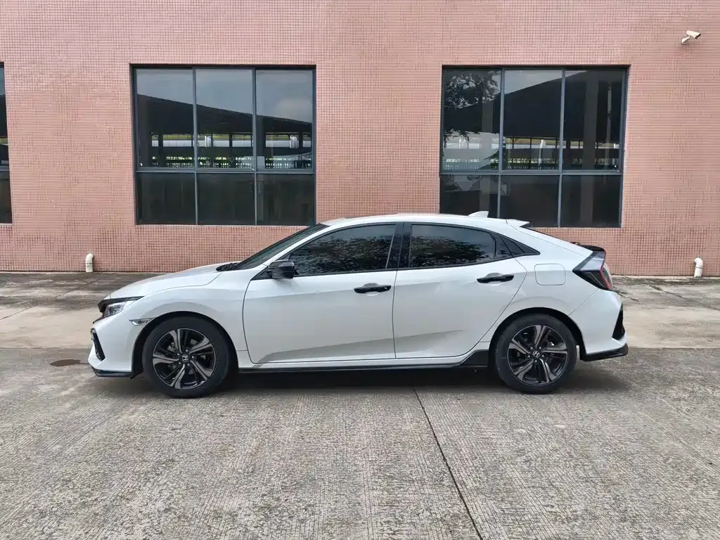 Honda Civic — фото 9