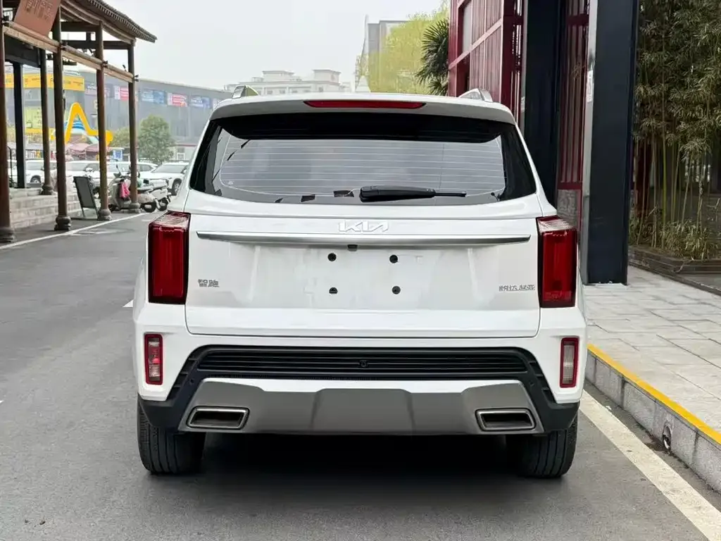 Kia Sportage — фото 7