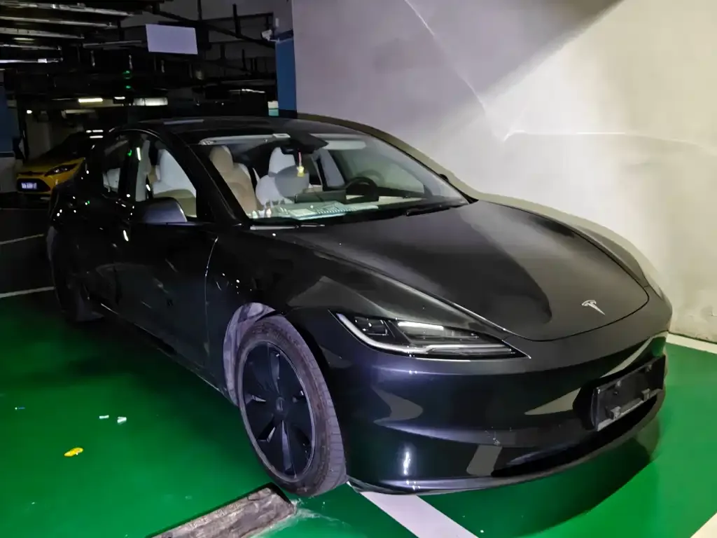 Tesla Model 3 — фото 6