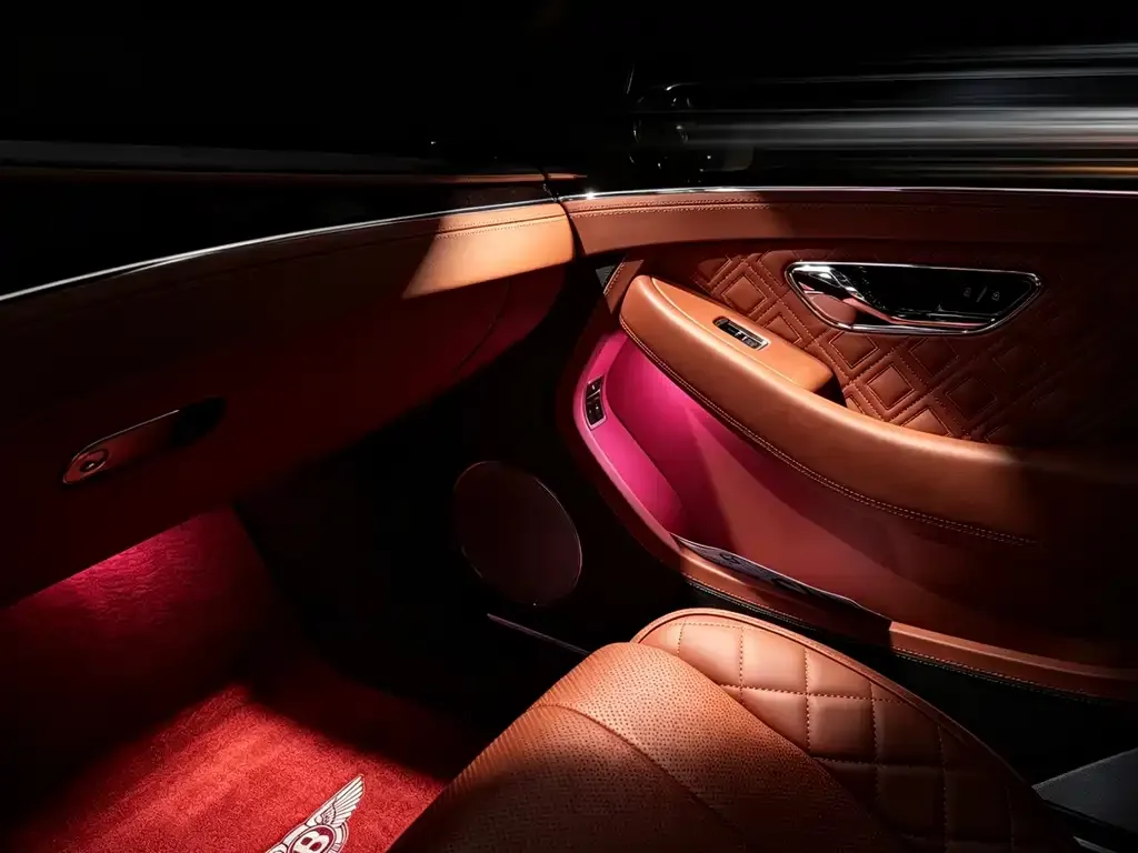 Bentley Continental 2021 из CN, фото 6