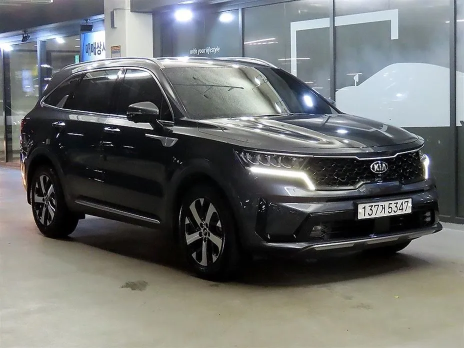 Kia Sorento — фото 1