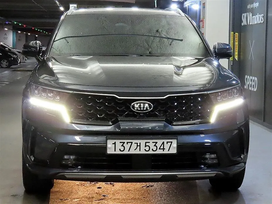 Kia Sorento — фото 6