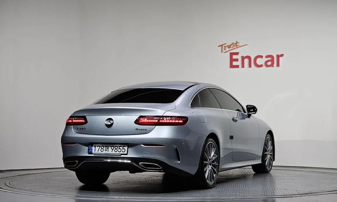 Mercedes-Benz E-Class 2023 из KR, фото 2