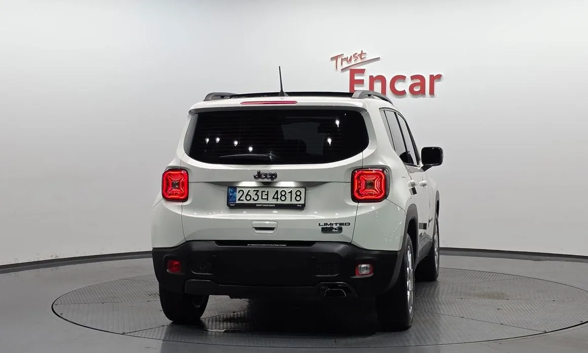 Jeep Renegade 2021 из KR, фото 8