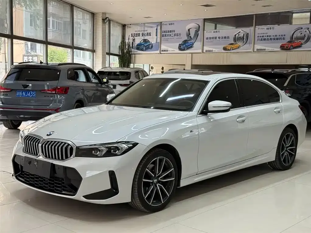 BMW 3 Series — фото 1
