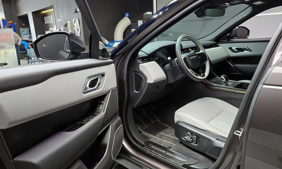 Land Rover Range Rover Velar 2026 из KR, фото 8